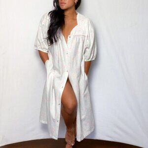 1960s Embroidered Cotton Light Pink Floral Nightgown